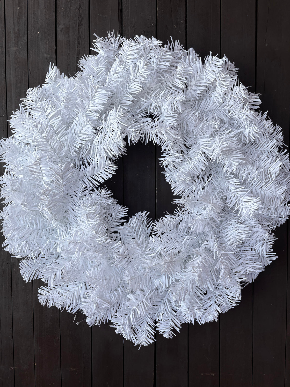 60cm DOUBLE RING WHITE WREATH