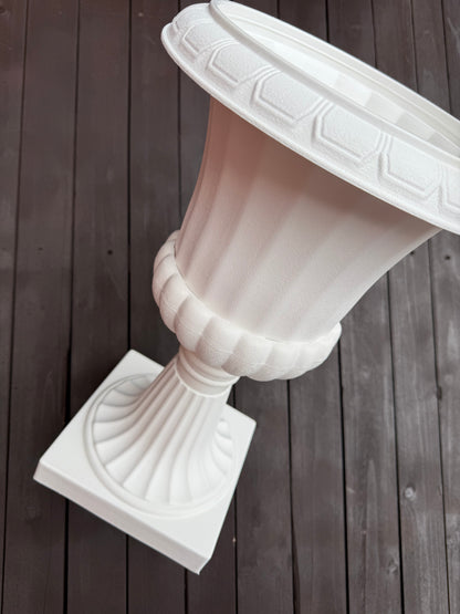 41cm PLASTIC TALL URN PLANTER - 3 SECTIONS