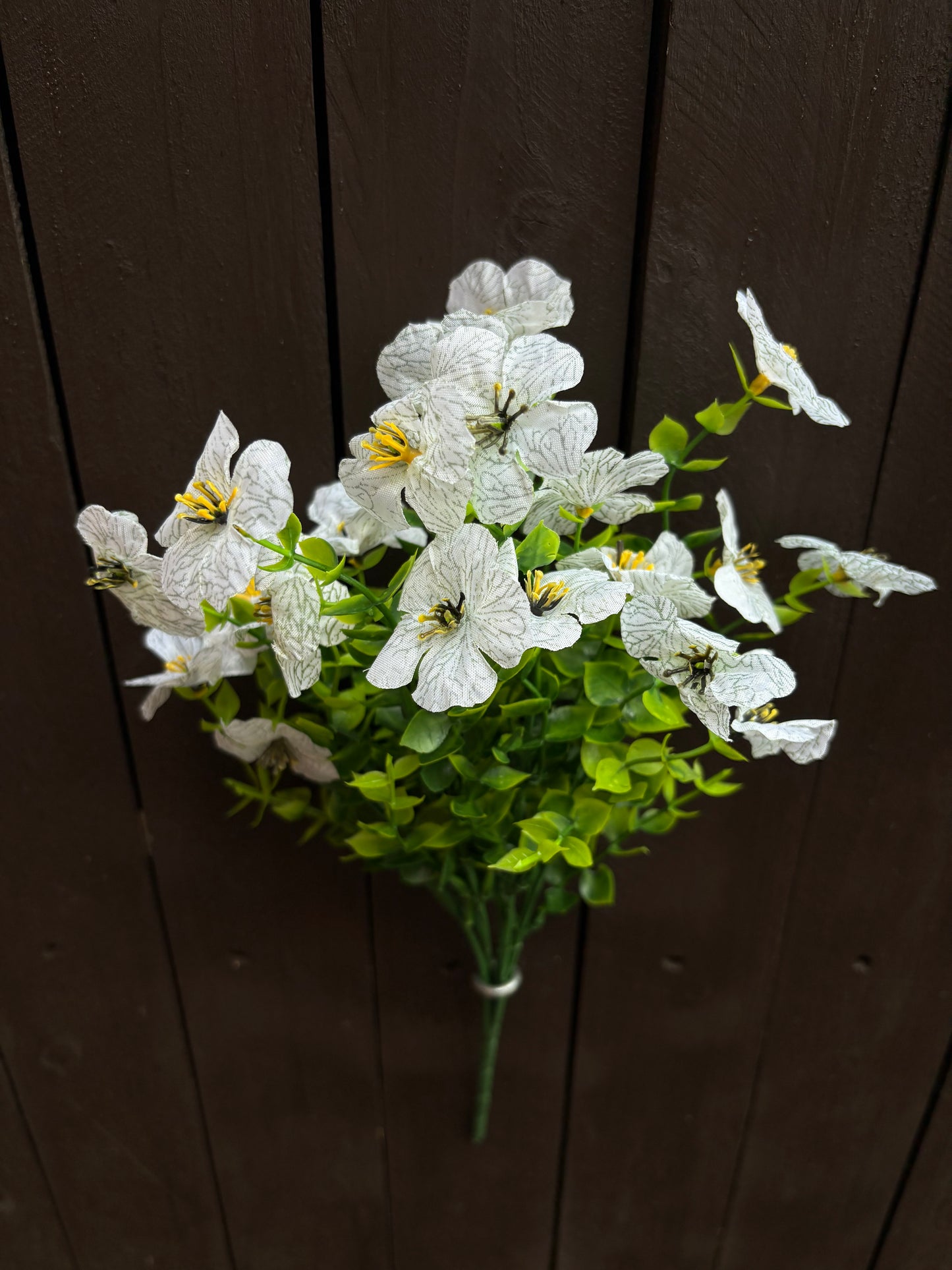 PRETTY PANSY BUNCH WHITE