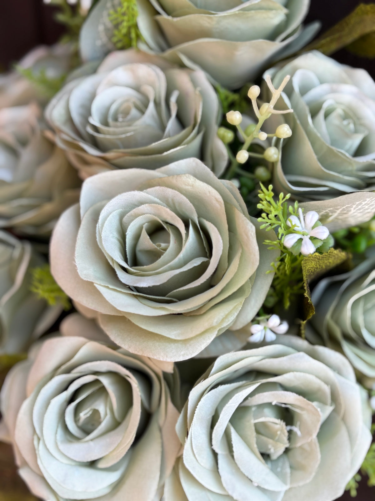 10 HEAD DELUXE ROSE BUNCH SAGE GREEN