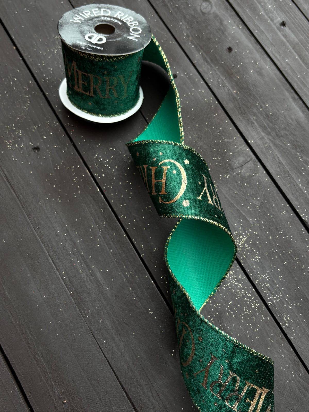 2.7m VELVET MERRY CHRISTMAS RIBBON GREEN/GOLD