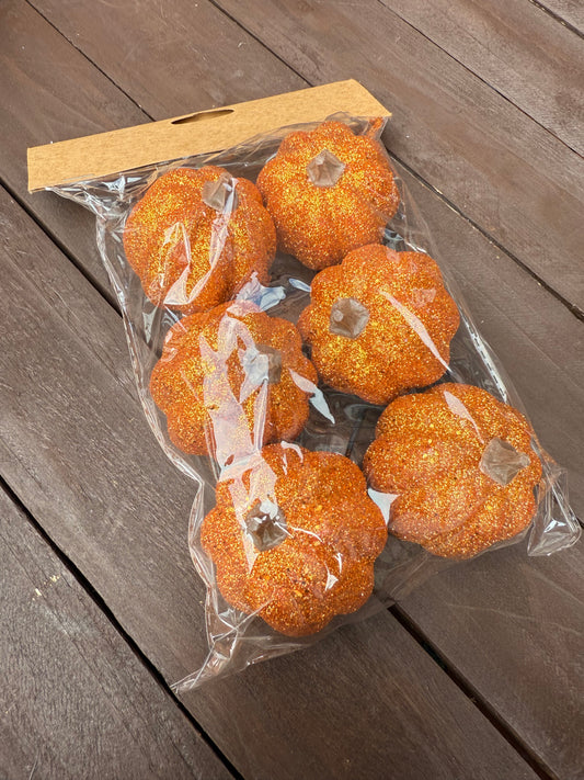 PK6 GLITTER PUMPKINS