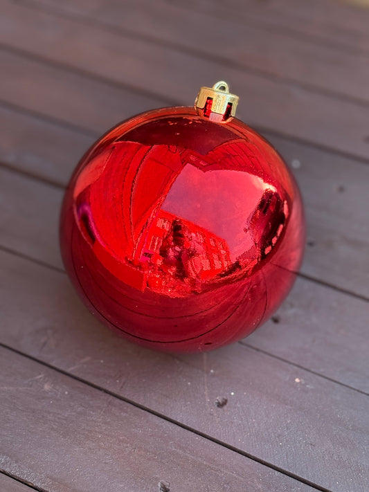 15cm CHRISTMAS BAUBLE SHINY RED