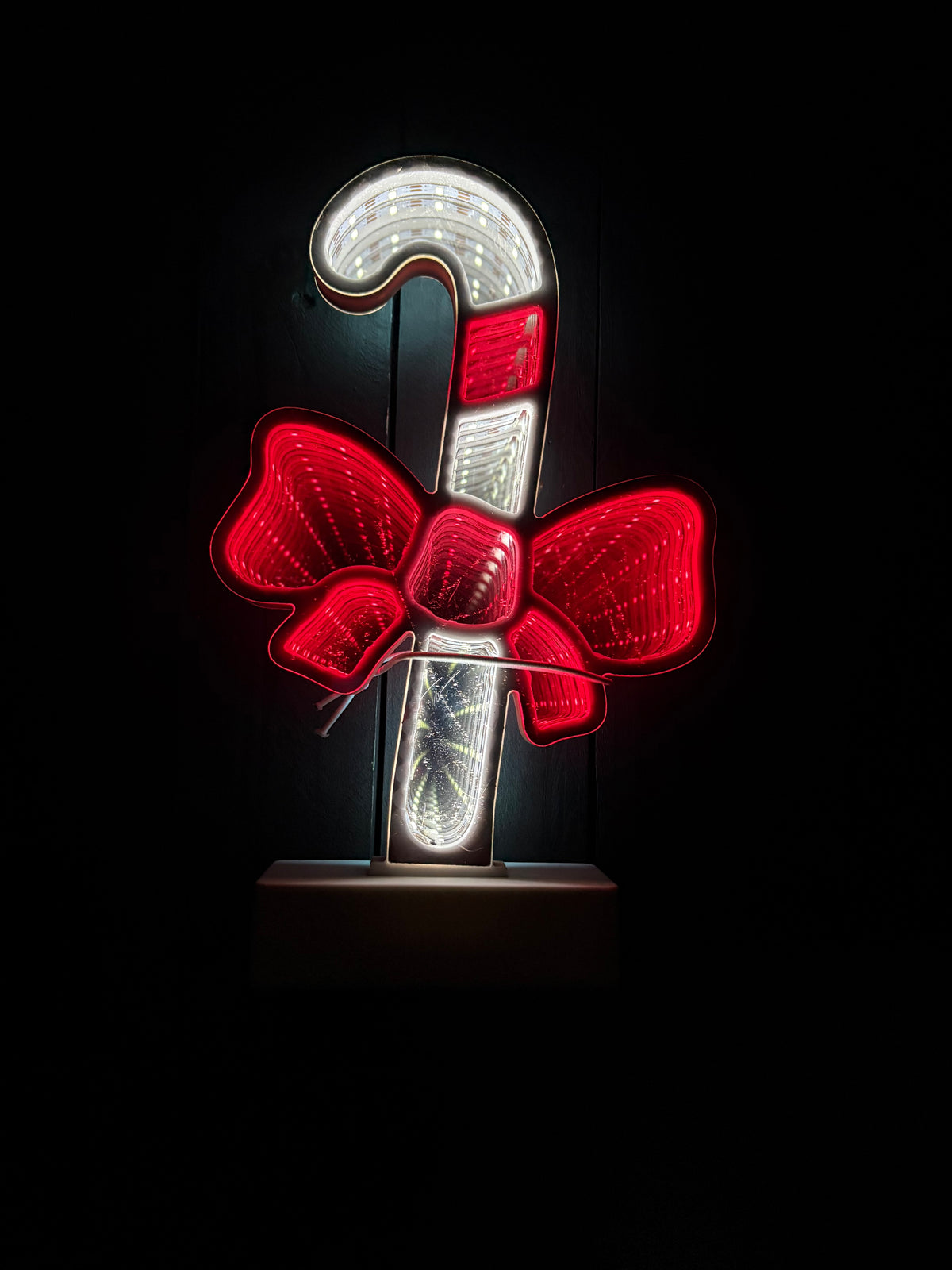 26cm LED INFINITY CANDY CANE