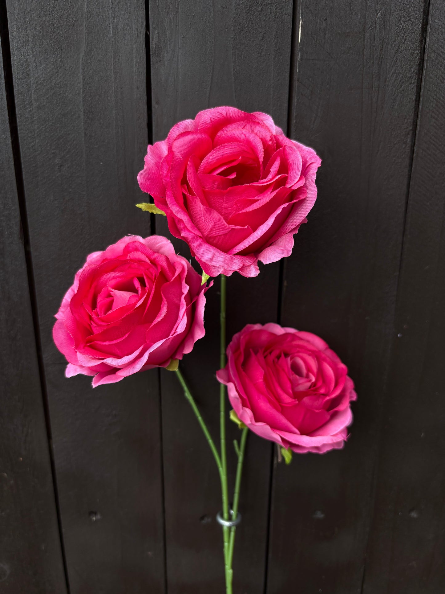 TRIPLE OPEN ROSE STEM HOT PINK