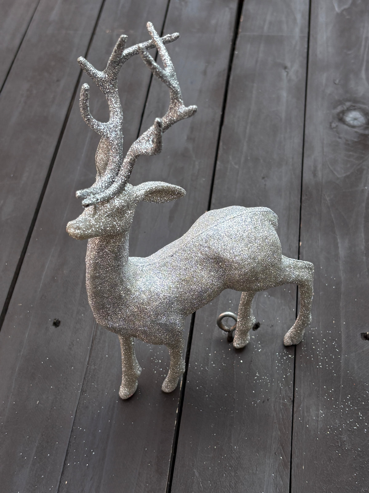 SILVER GLITTERED STAG