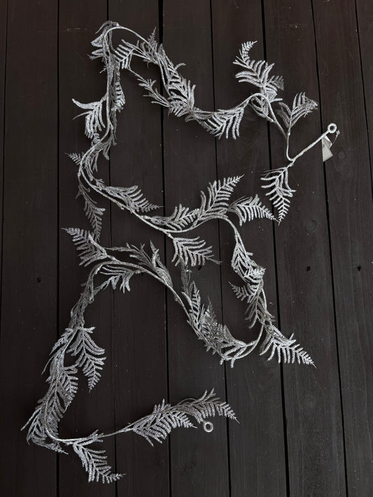 178cm GLITTER FERN GARLAND SILVER