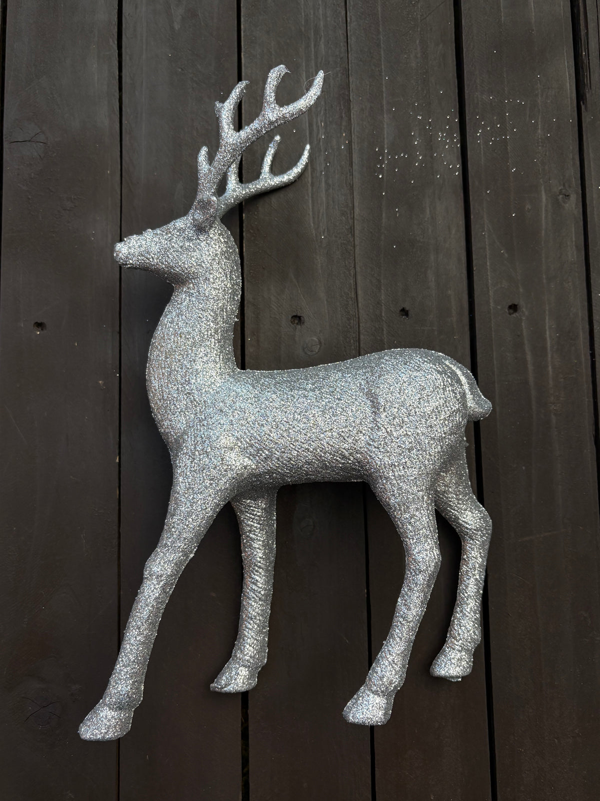 32cm GLITTER STANDING REINDEER SILVER