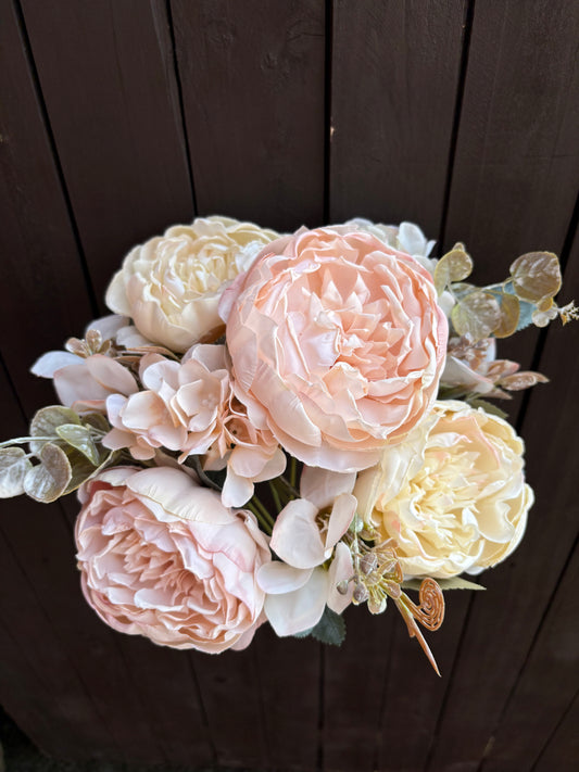 44cm CRUNCH PEONY HYDRANGEA & ALSTRO BUSH CREAM/PEACH