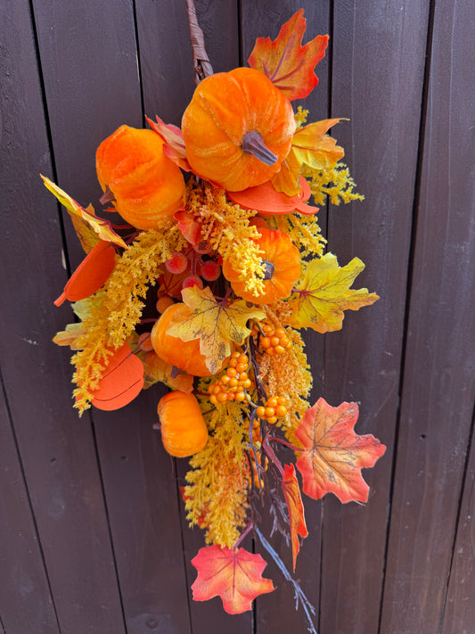 59cm AUTUMN MIX TEARDROP SWAG PUMPKIN CLUSTER BERRY ORANGE/YELLOW