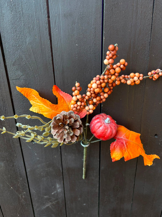 MINI PUMPKIN LEAF CLUSTER BERRY PICK LIGHT ORANGE