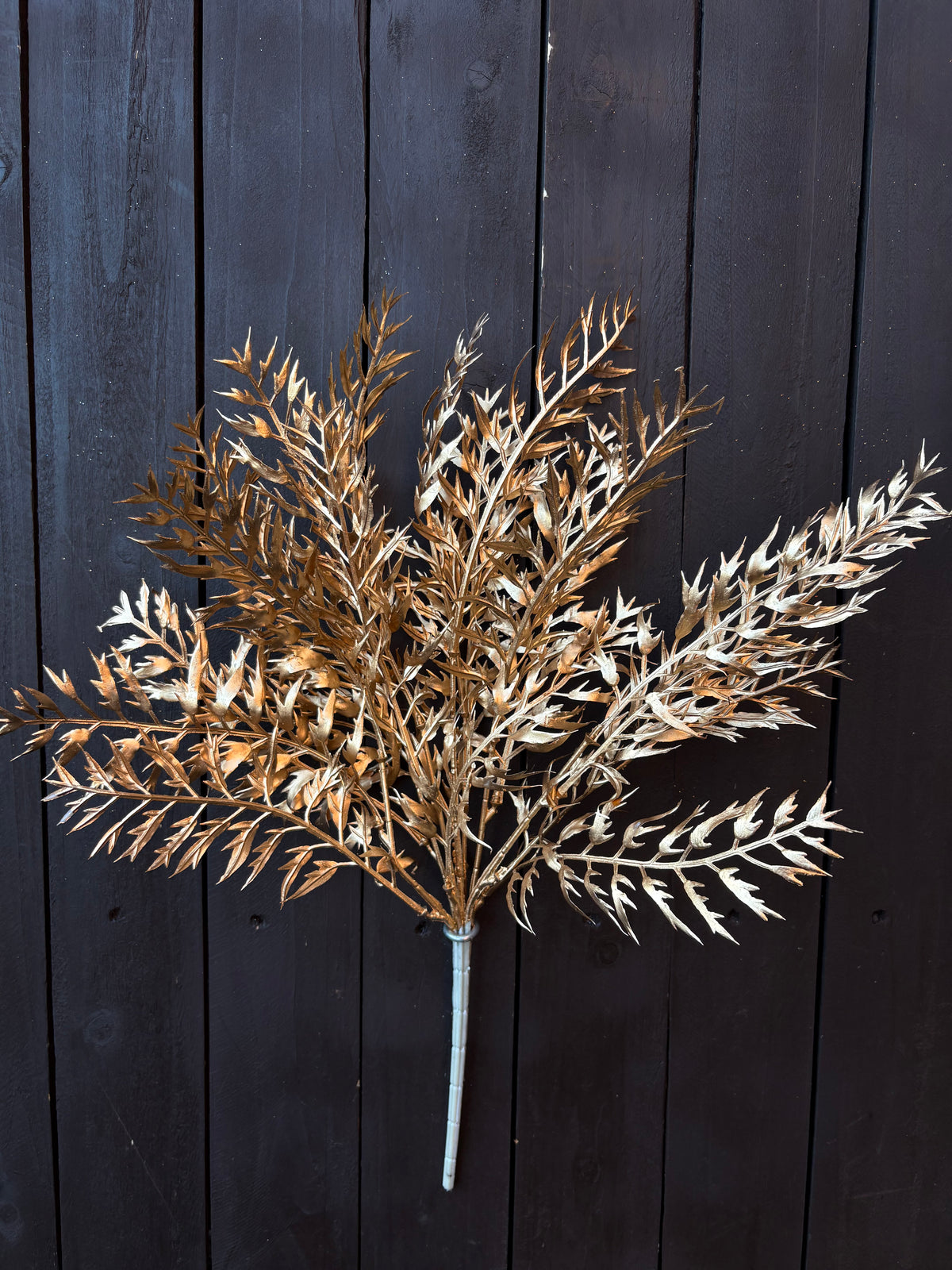 43cm METALLIC RUSCUS BUSH GOLD