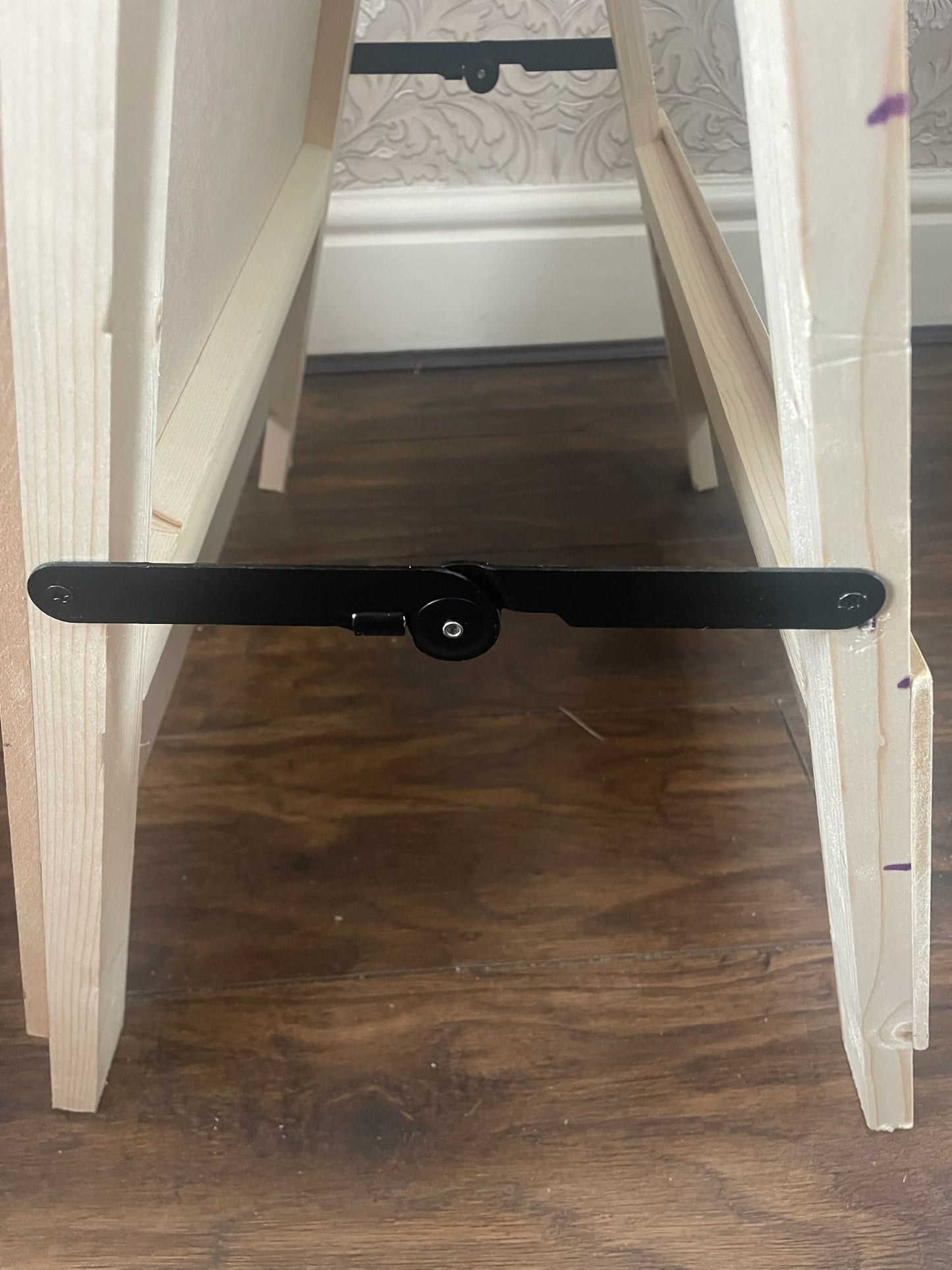 FOLDABLE EASEL STAND FOR WREATH MAKING - MADE TO ORDER