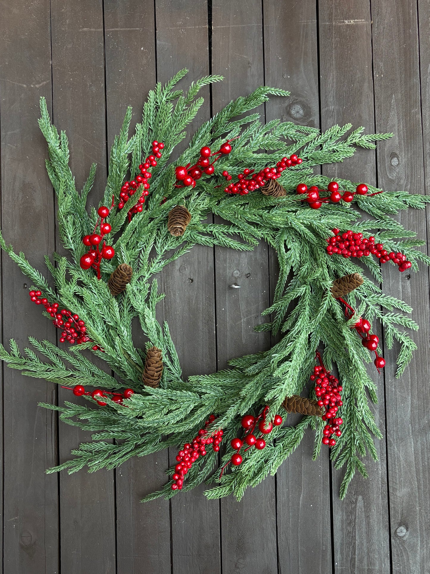 55cm NORFOLK SPRUCE WREATH WITH BERRIES