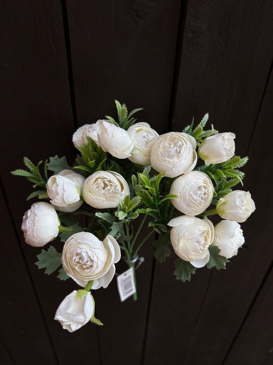 28cm BABY RANUNCULUS BUSH IVORY
