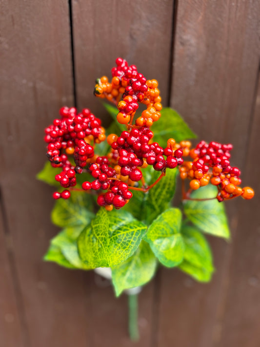 32cm BERRY CLUSTER BUSH ORANGE MIX