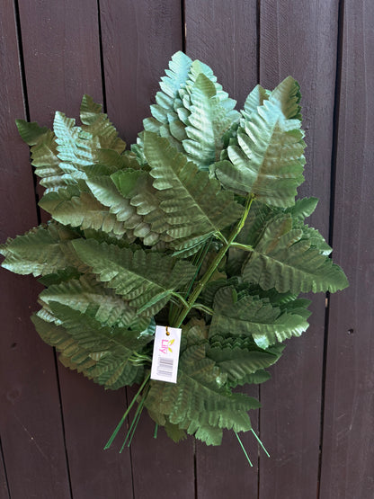 PACK 12 41cm LEATHER FERN SPRAY DARK GREEN
