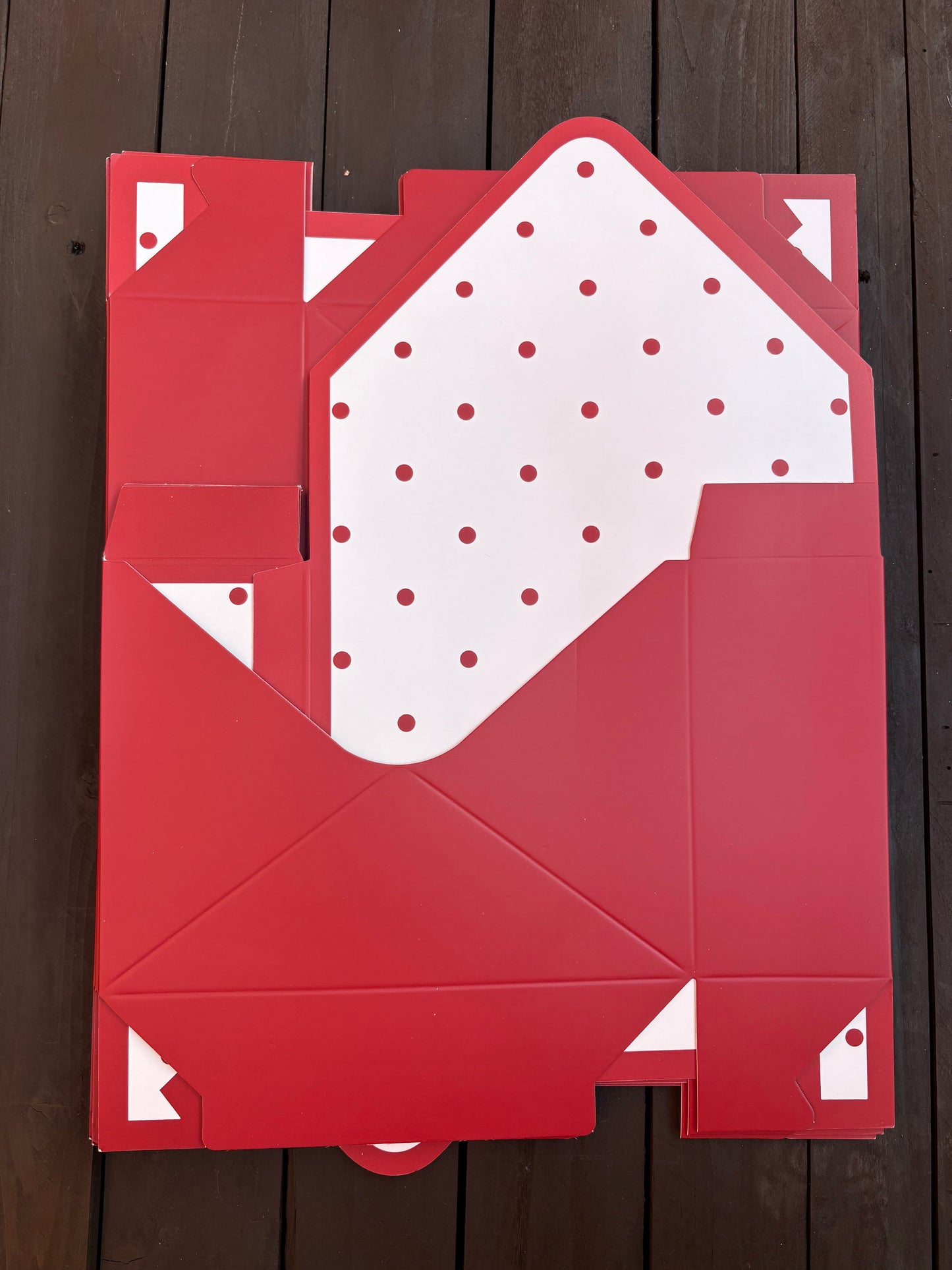 PK10 23cm CARDBOARD ENVELOPE - RED/WHITE