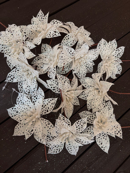 BAG 12cm FILIGREE POINSETTIA x 12pcs WHITE