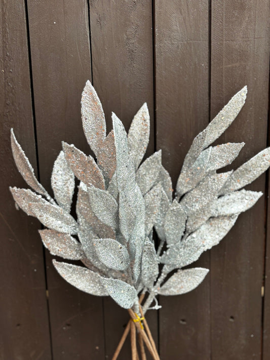50cm PK6 GLITTERED BAY LEAF SPRAY SILVER