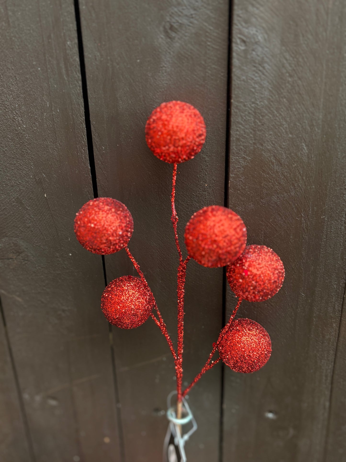 33cm GLITTER BALL PICK RED