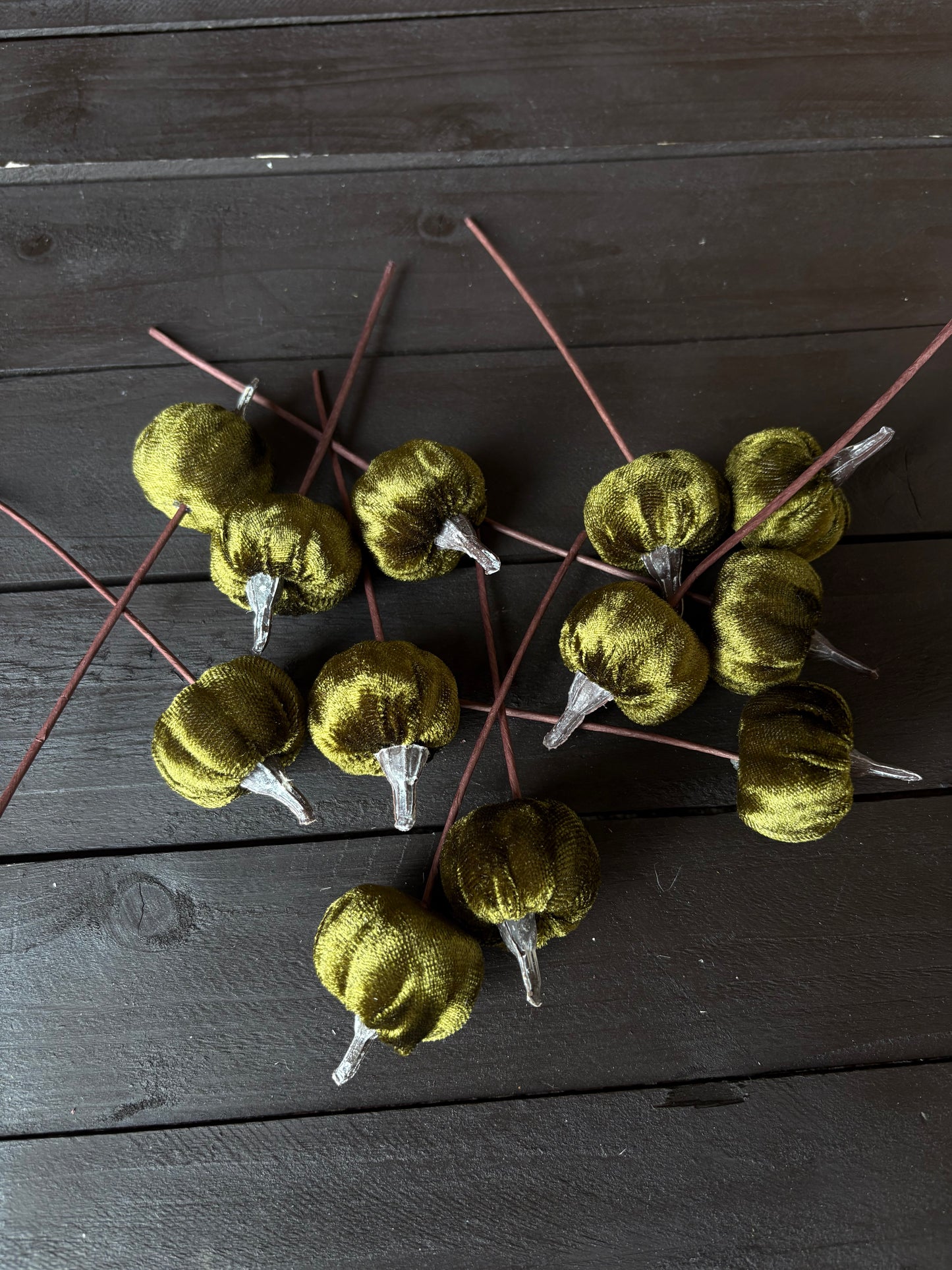 PACK 12 14cm PUMPKIN PICK DARK GREEN