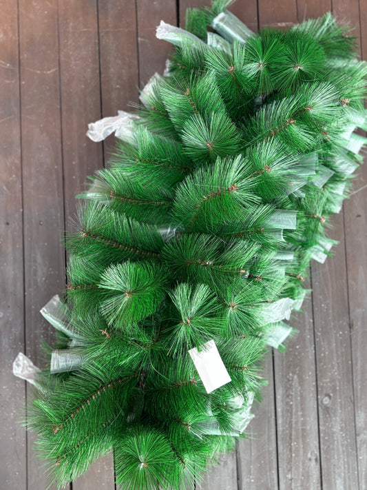 2.7M PINE NEEDLE GARLAND GREEN