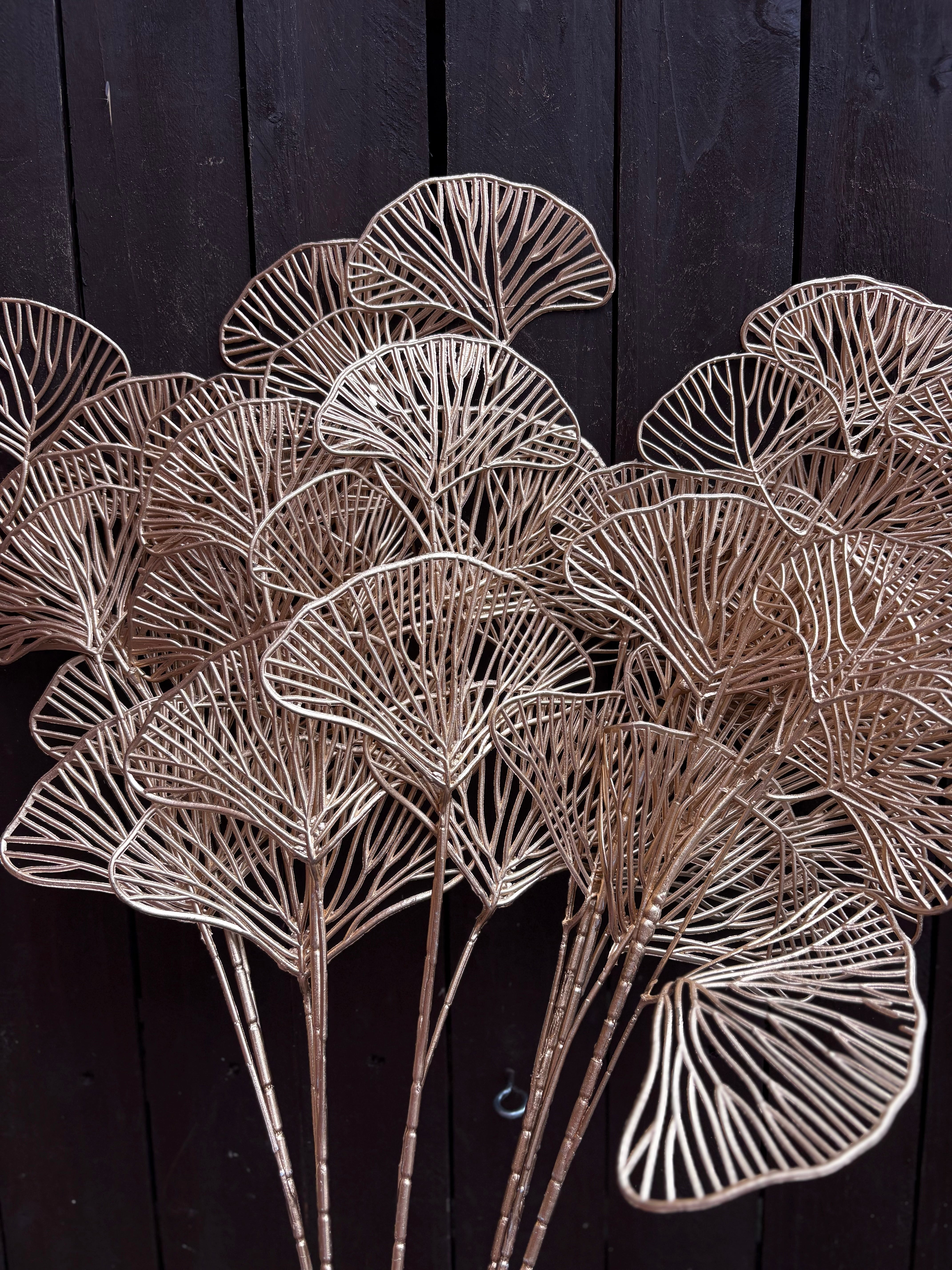 METALLIC PRODUCTS