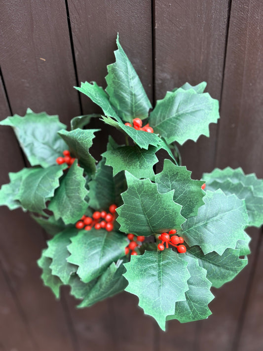 31cm LEAFY HOLLY AND BERRY BUSH GREEN
