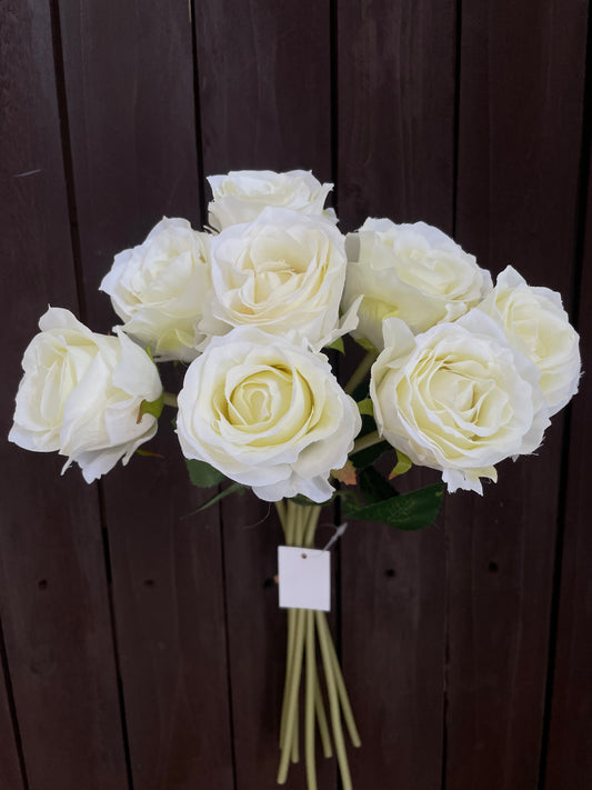 ROSE BUNDLE (8 HEADS) IVORY