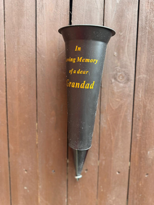 DEAR GRANDAD GRAVE VASE SPIKE BLACK