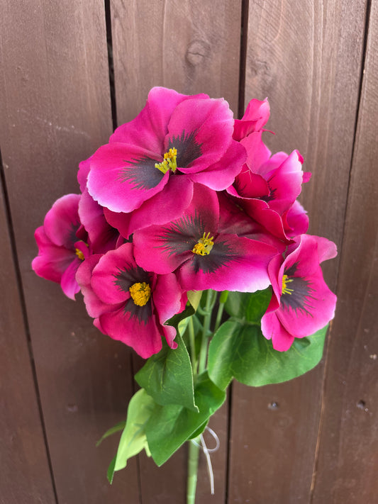 DELUXE PANSY BUNCH MAGENTA