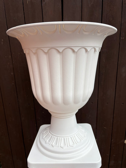 35cm PLASTIC LARGE FLOWER PLANTER IVORY